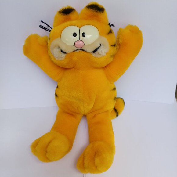 Vintage Garfield Dakin Stuffed Animal 1981 - Picture 4 of 6